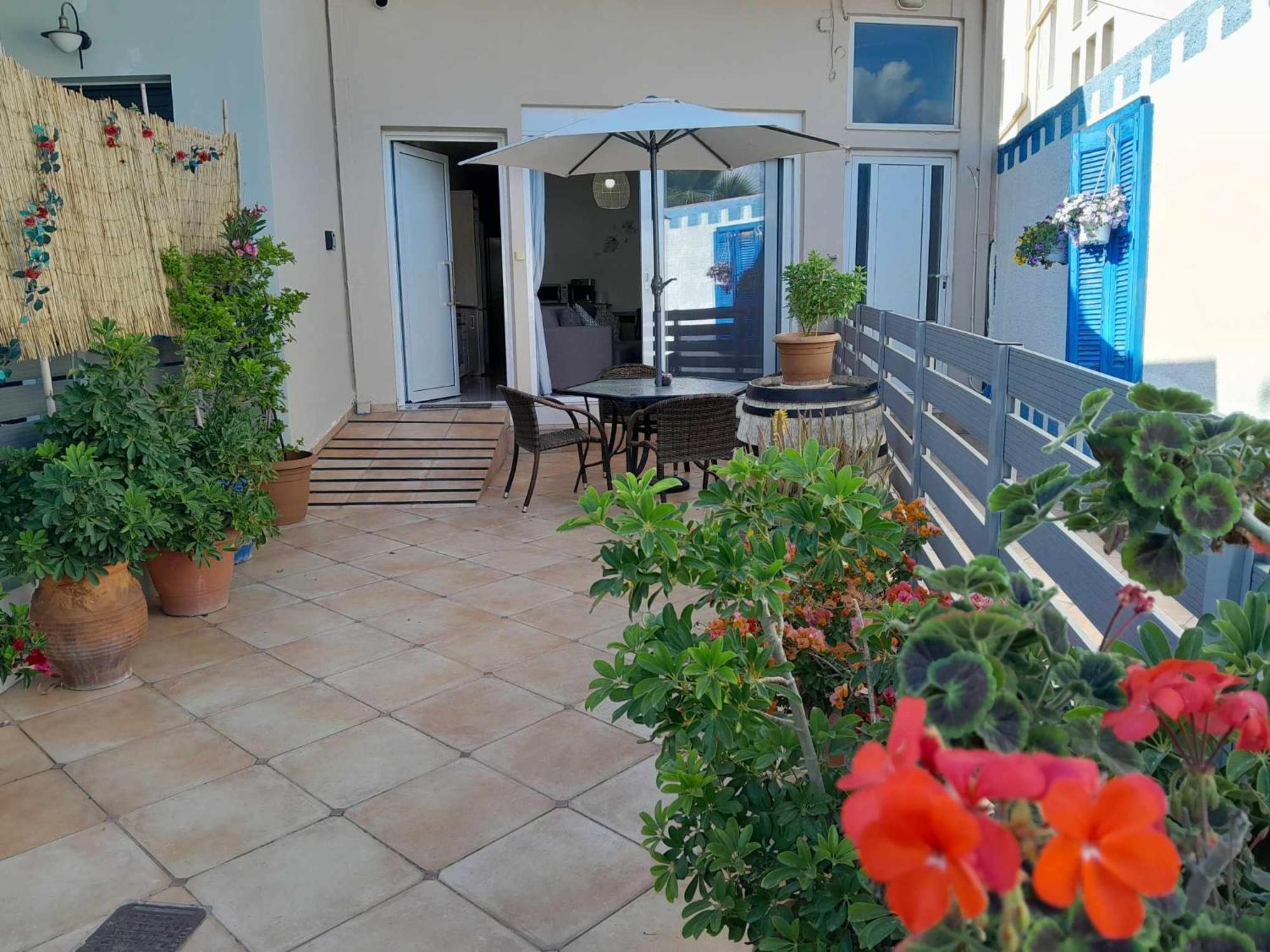 The Getaway Apartment Agia Marina  Bagian luar foto